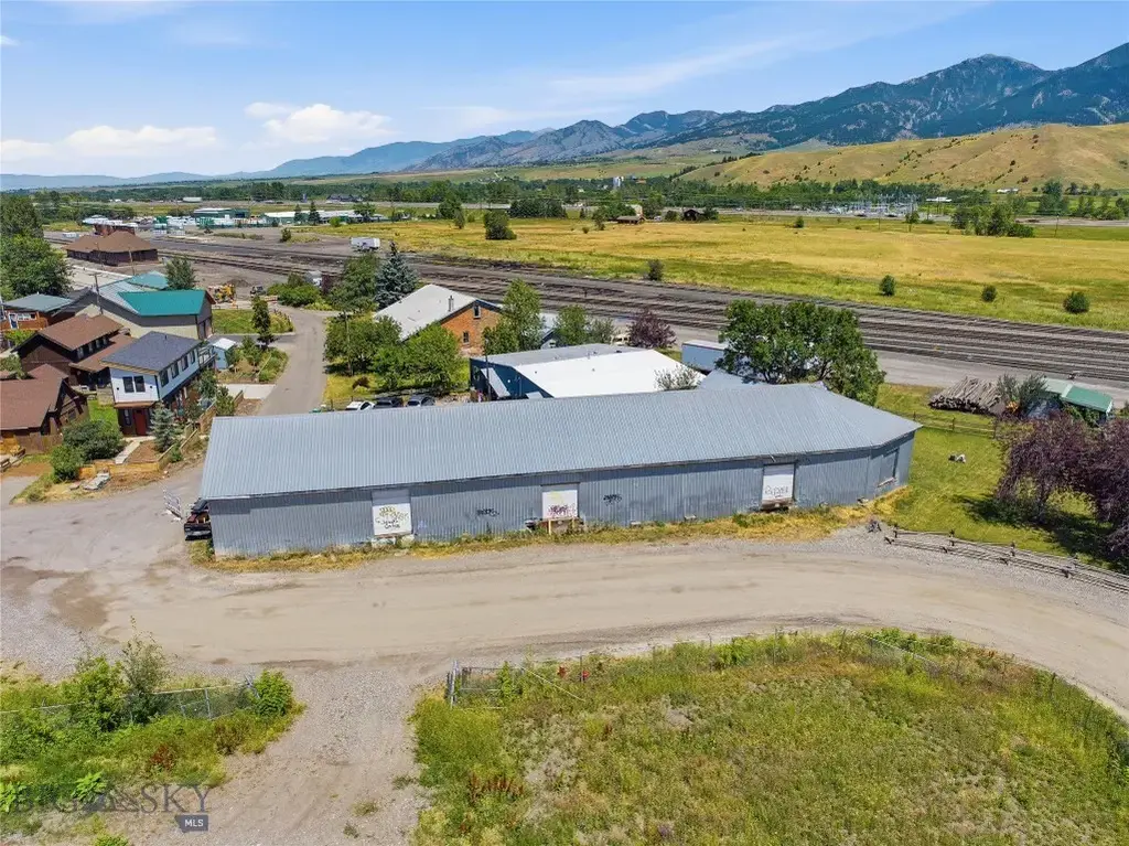 725 E Cottonwood Street, Bozeman