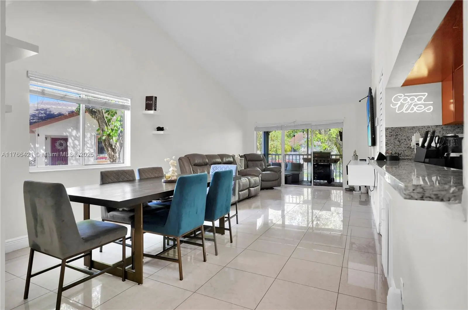 Photo of Listing #A11766421