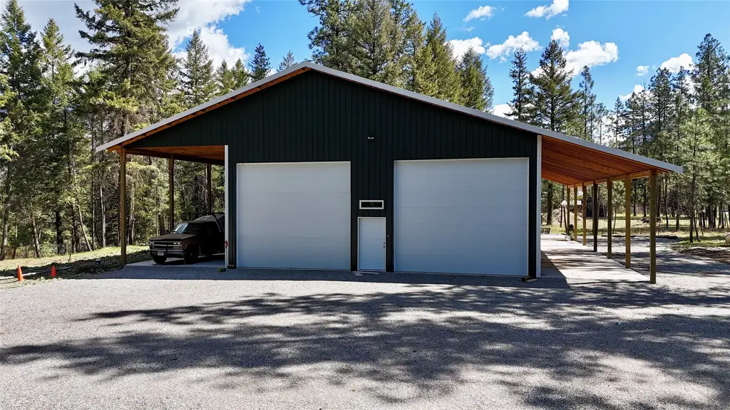 421 Cherry Creek Road, Thompson Falls