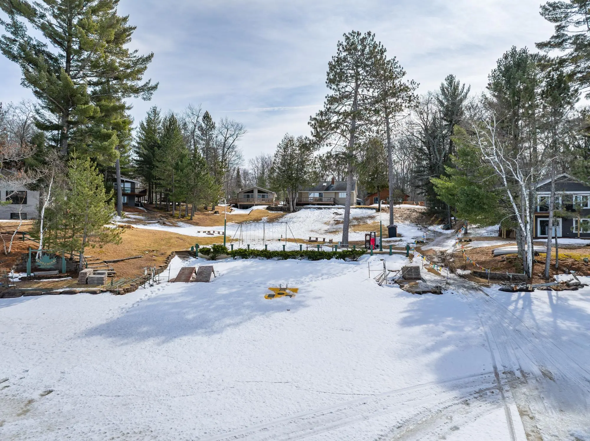 8250 Maplewood Ln, Eagle River