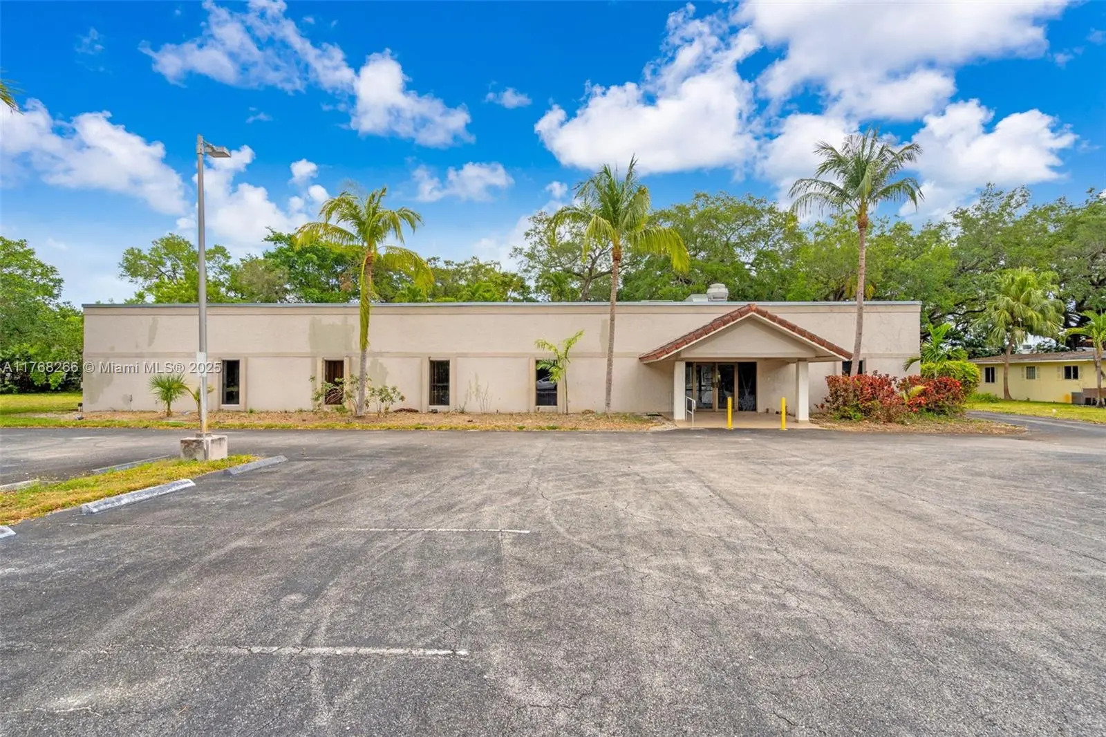 Photo of Listing #A11768266