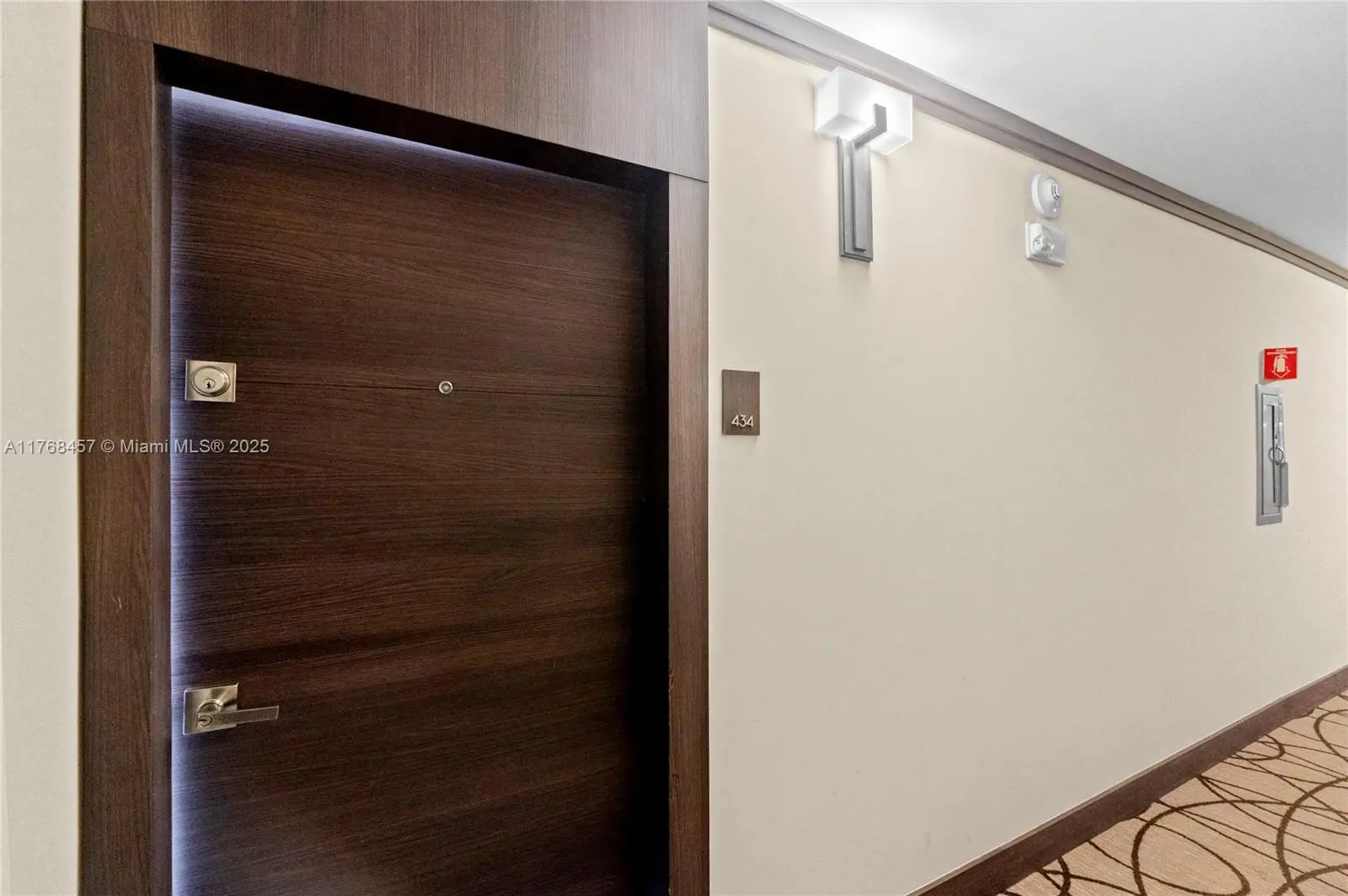 Photo of Listing #A11768457