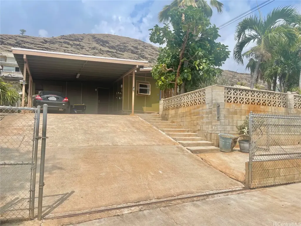 86-268 Alamihi Street, Waianae