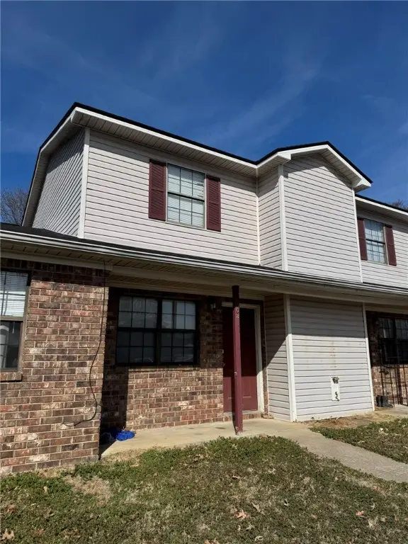 1405 E O Street, Russellville