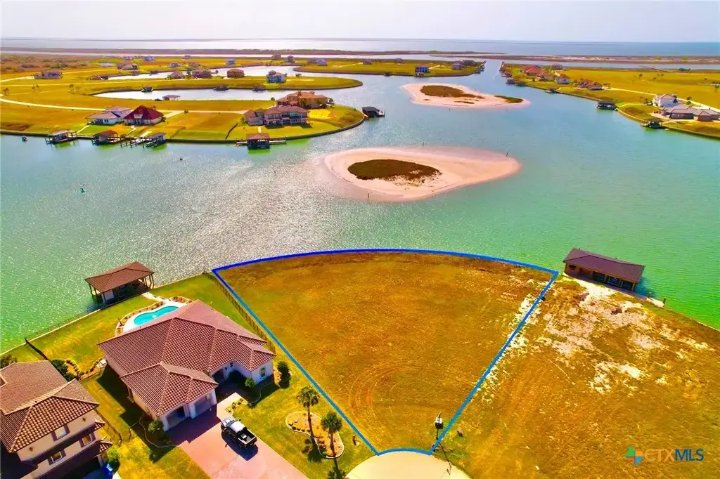 321 Chardonnay Way, Port O'Connor