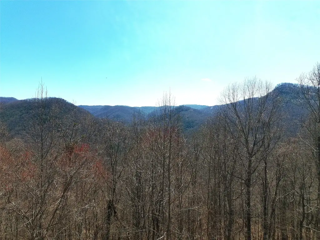 61 Waterdance Drive, Cullowhee