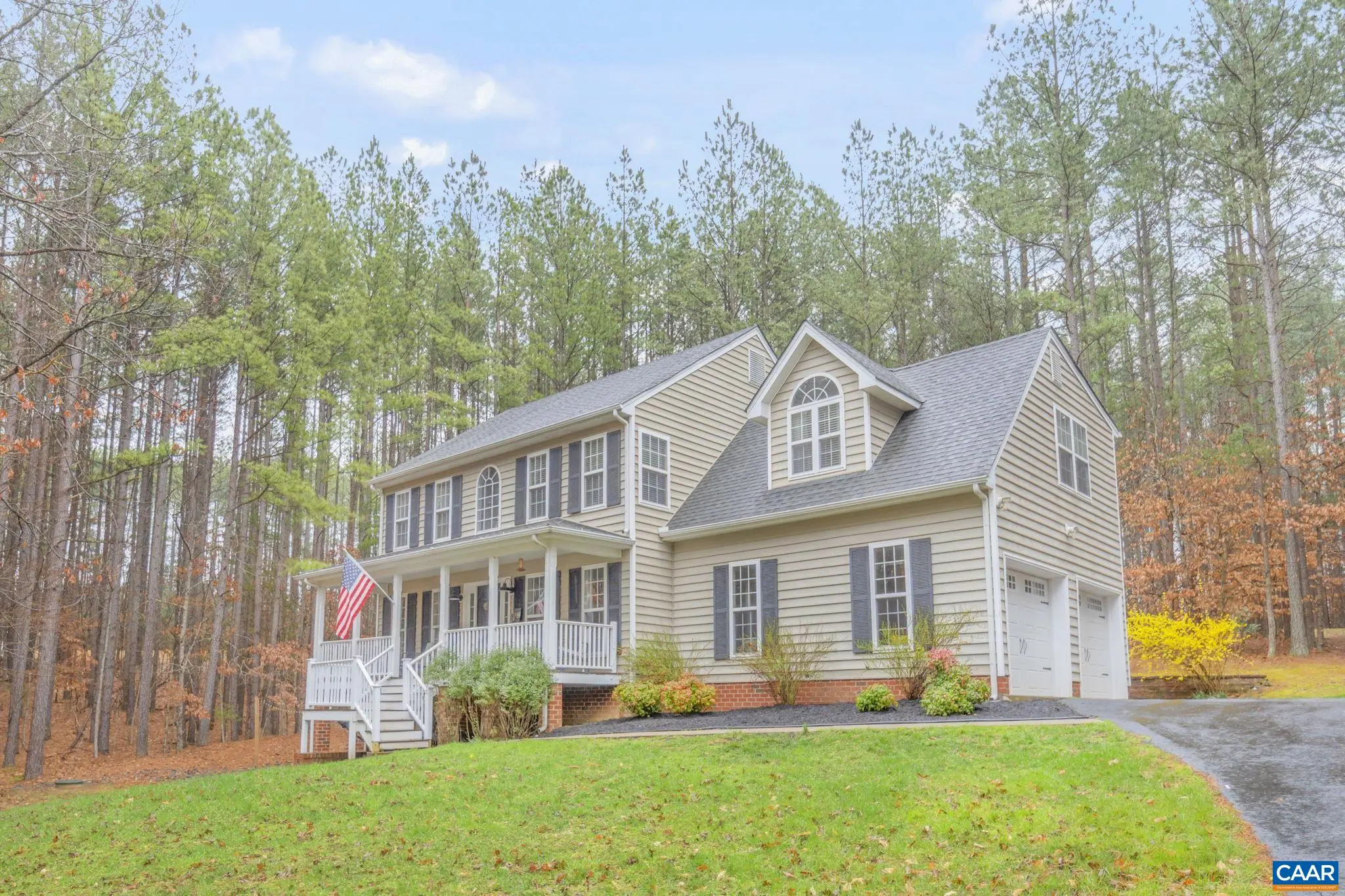 131 Country Creek Way, Palmyra