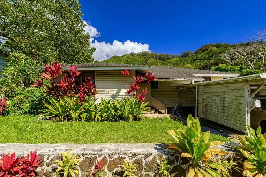 3095 Numana Road, Honolulu