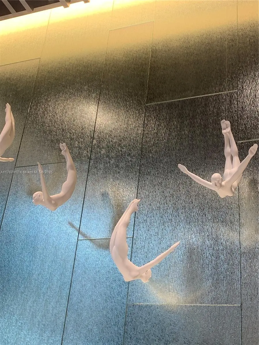 Photo of Listing #A11767912