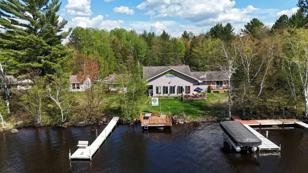 N10555 Solberg Lake Rd E, Phillips