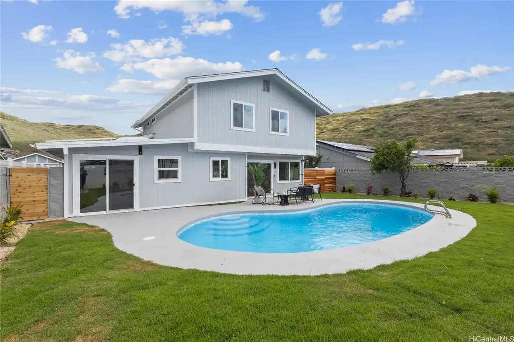 7533 Kamaomao Place, Honolulu