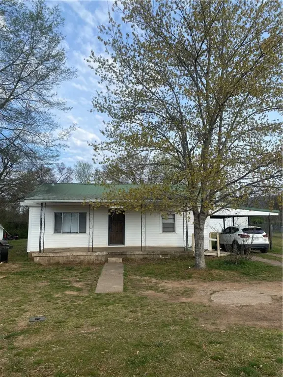 7140 164 Highway, Hartman