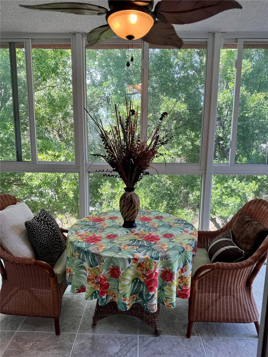 2600 Nw 49th Ave 403, Lauderdale Lakes