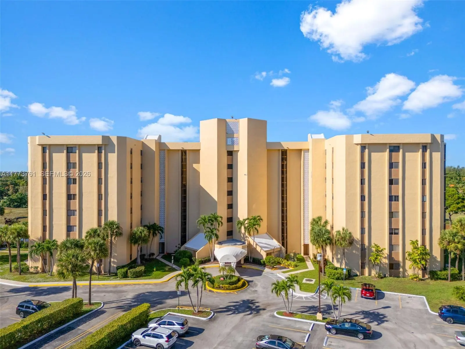 Photo of Listing #A11773761