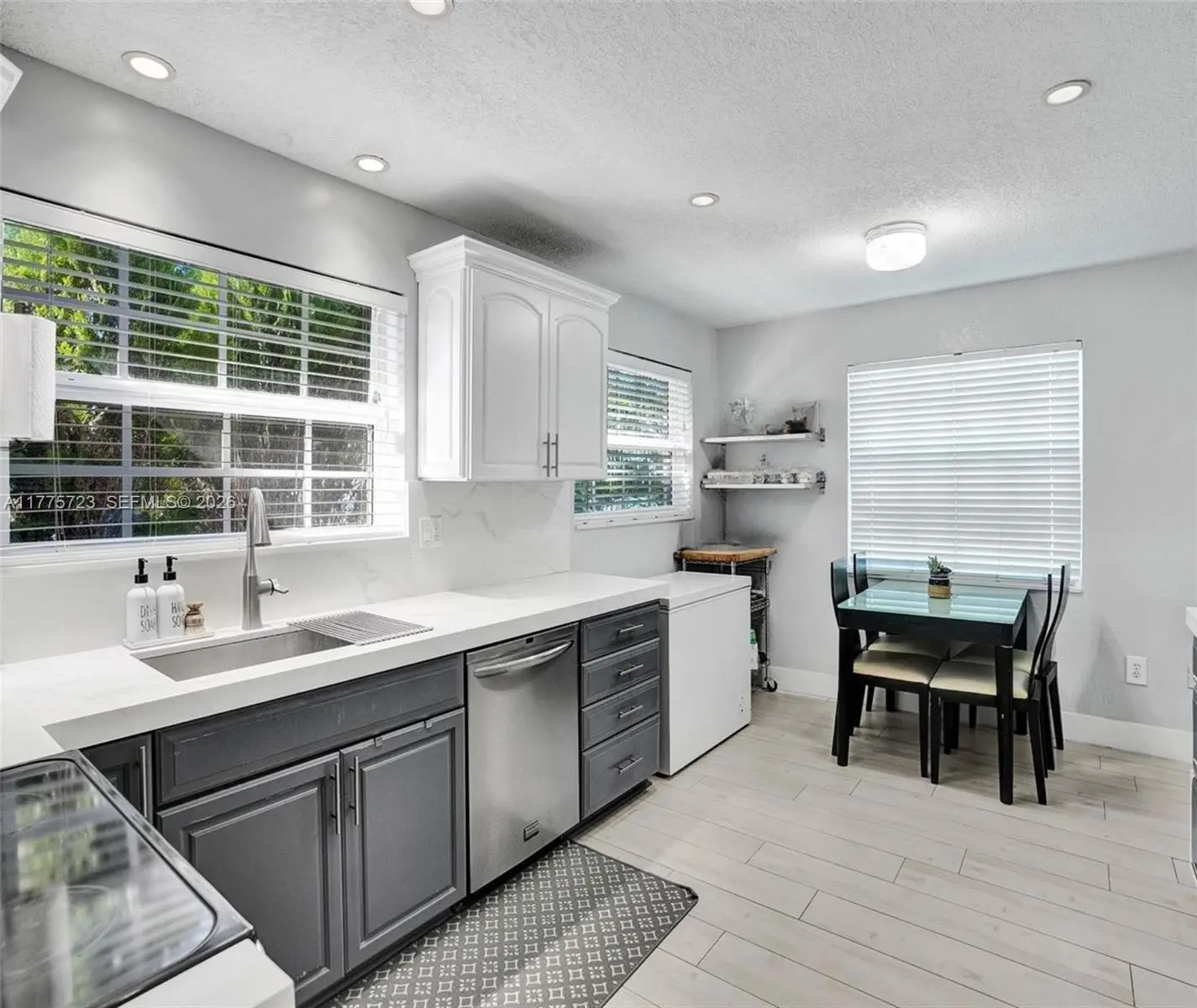 Photo of Listing #A11775723