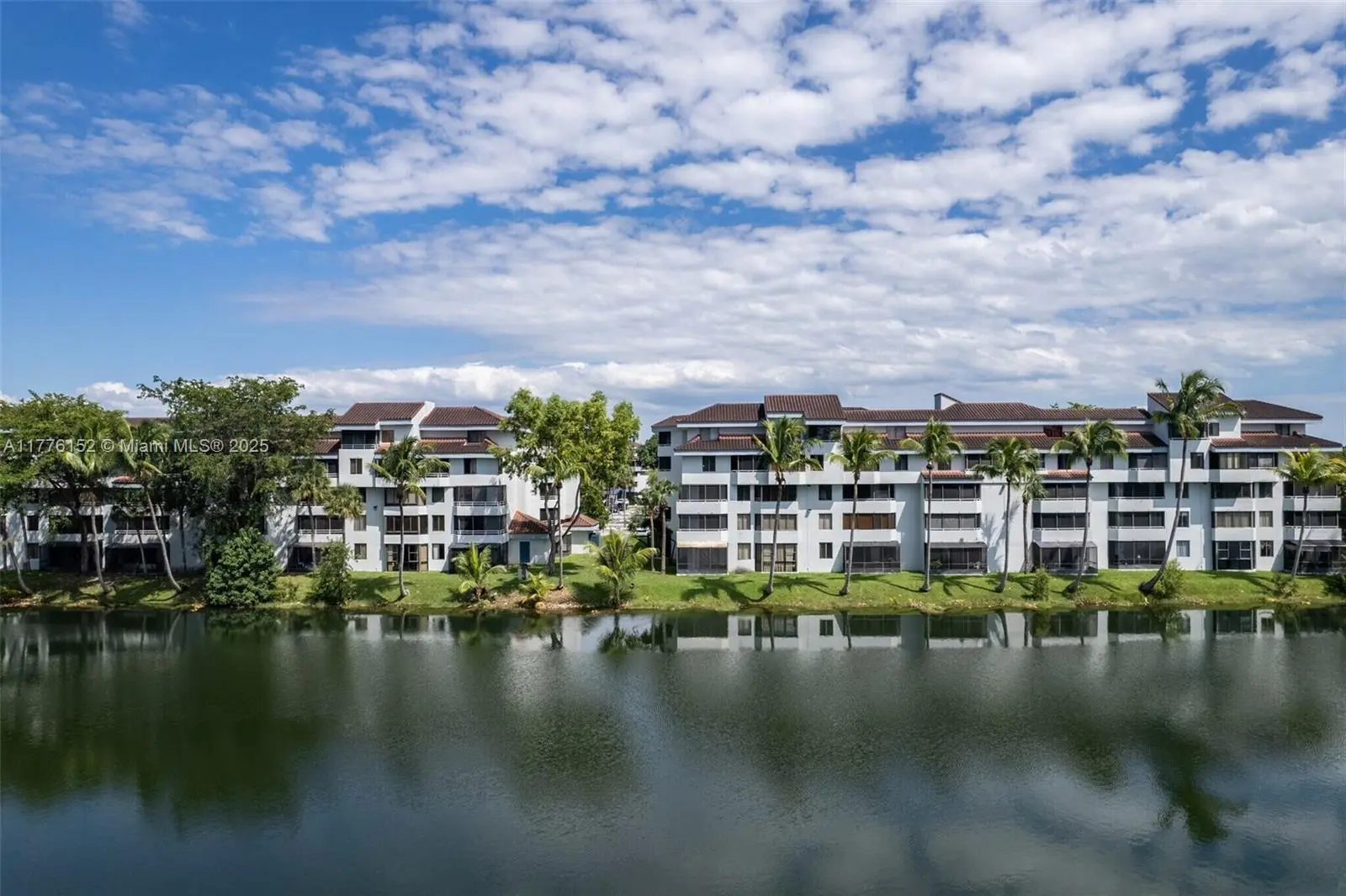 Photo of Listing #A11776152