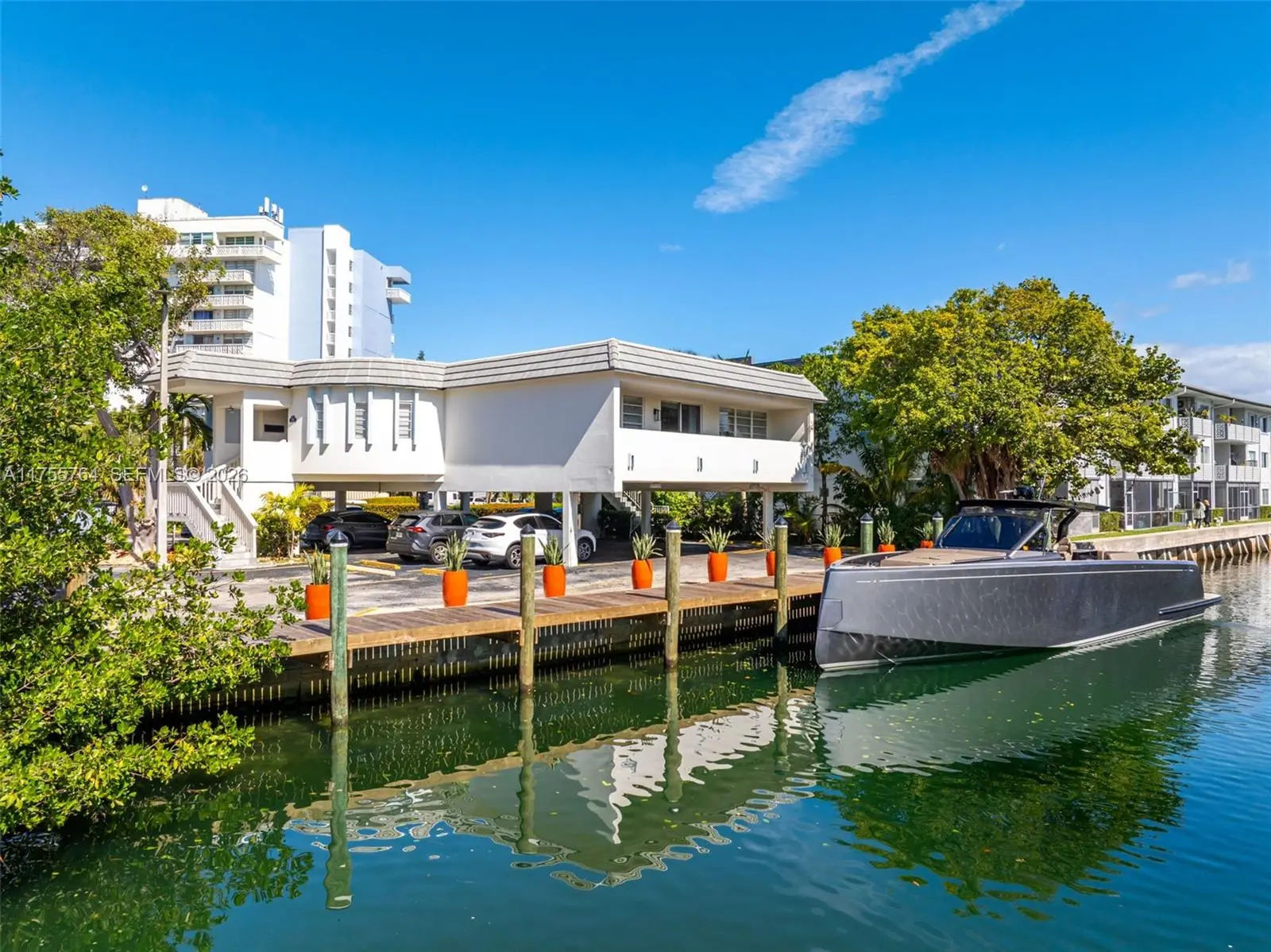 Photo of Listing #A11755764