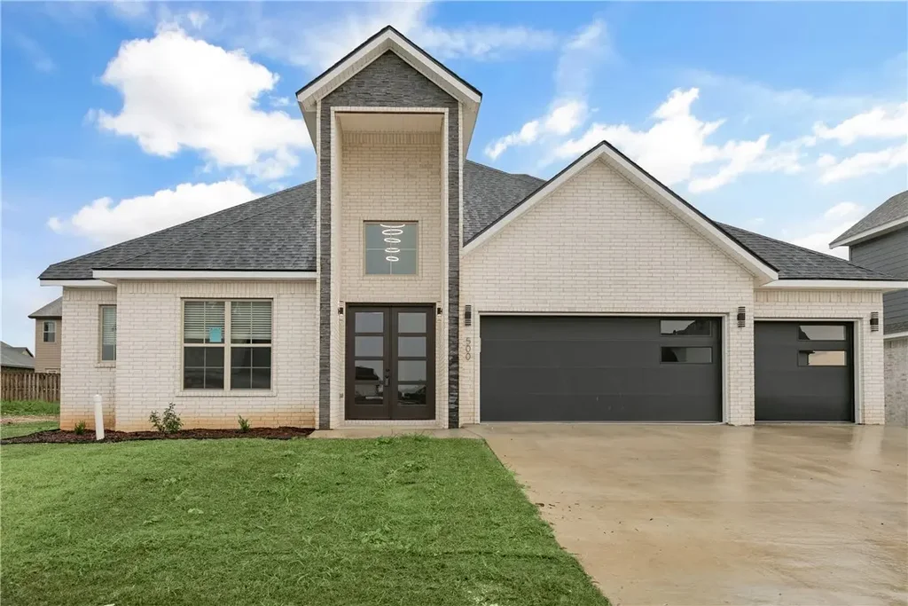 500 Apollo Drive, Centerton