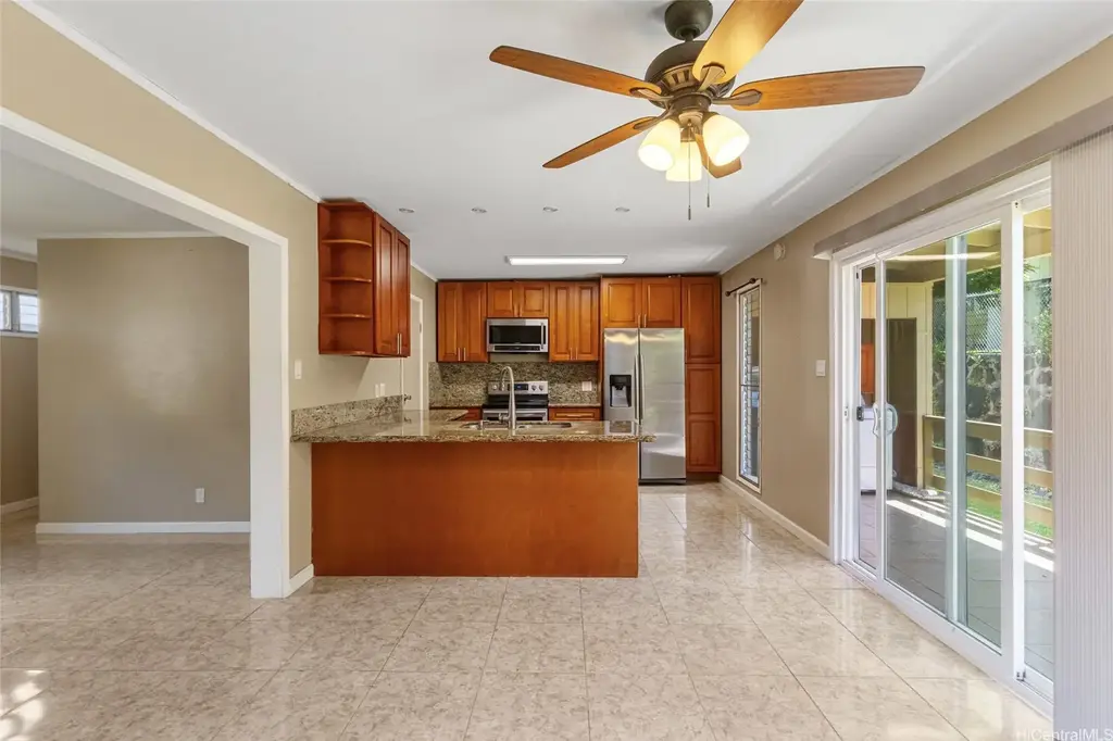 98-525 Kamahao Place # 27, Pearl City