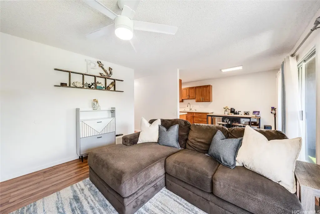 91-1180 Puamaeole Street # 10u, Ewa Beach