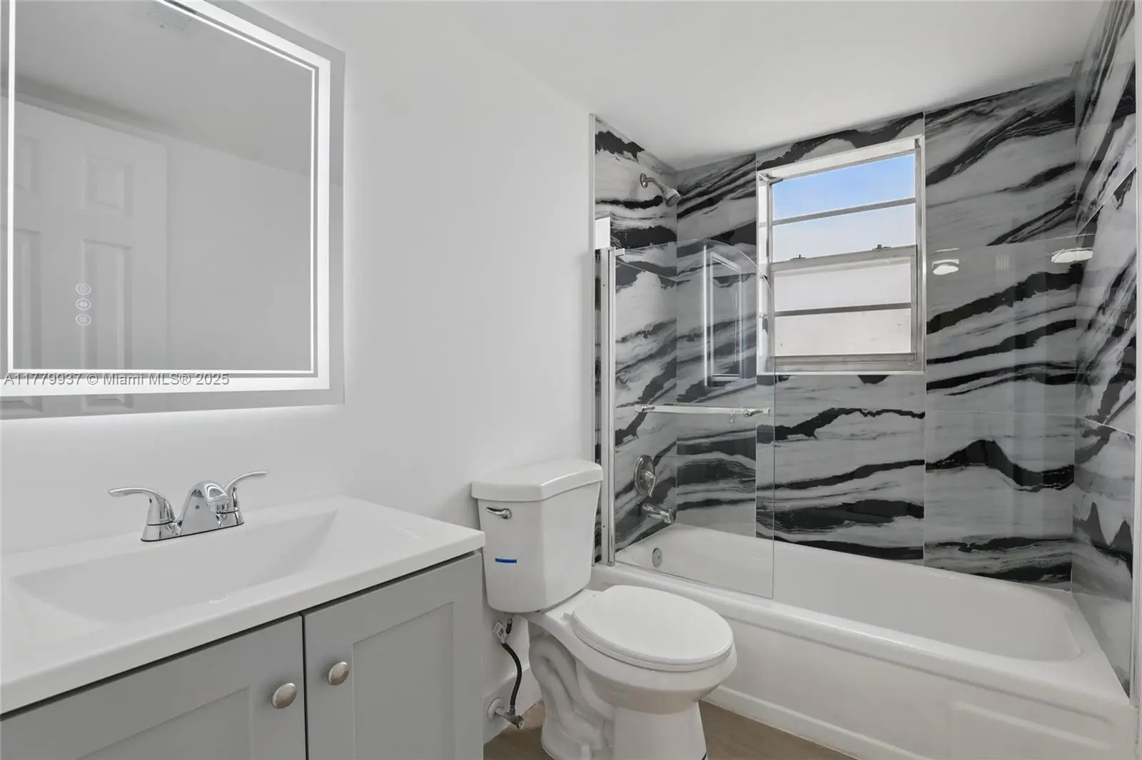 Photo of Listing #A11779937