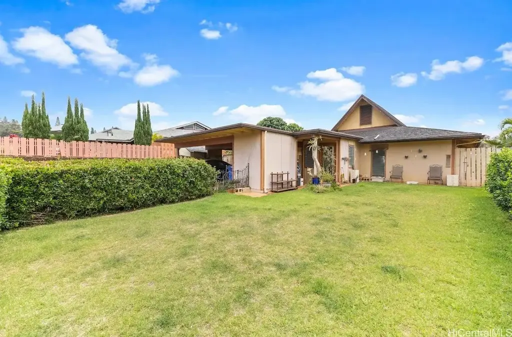 94-84 Keahilele Street, Mililani