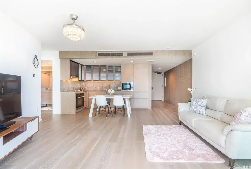 1000 Auahi Street # 2713, Honolulu