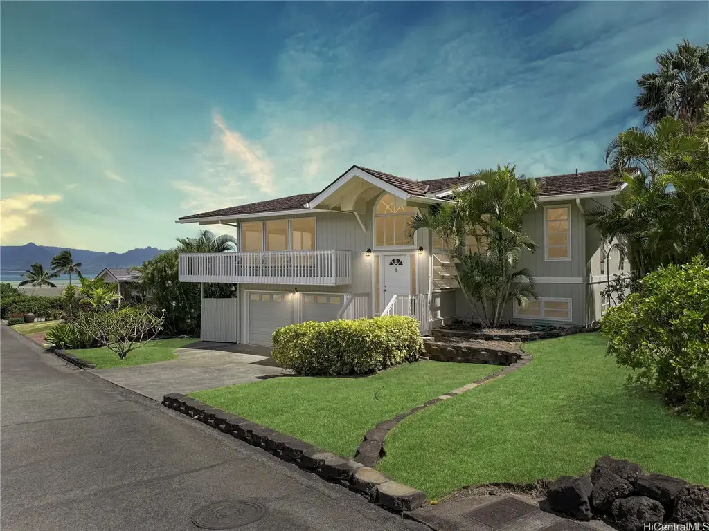 44-313 Kaneohe Bay Drive # B, Kaneohe