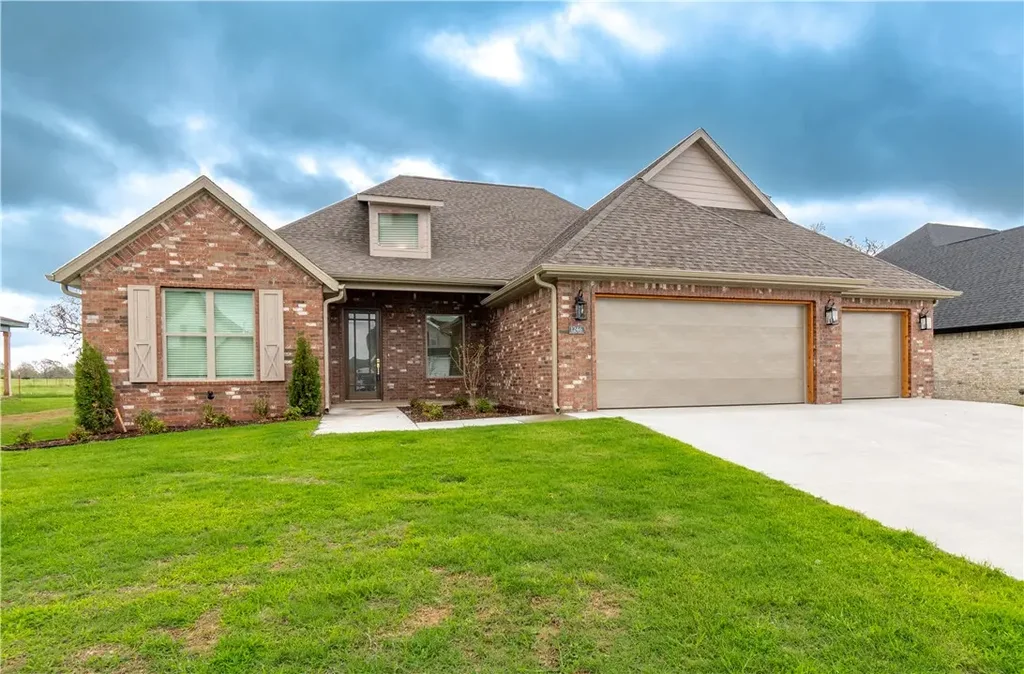 1246 Carrara Street, Tontitown