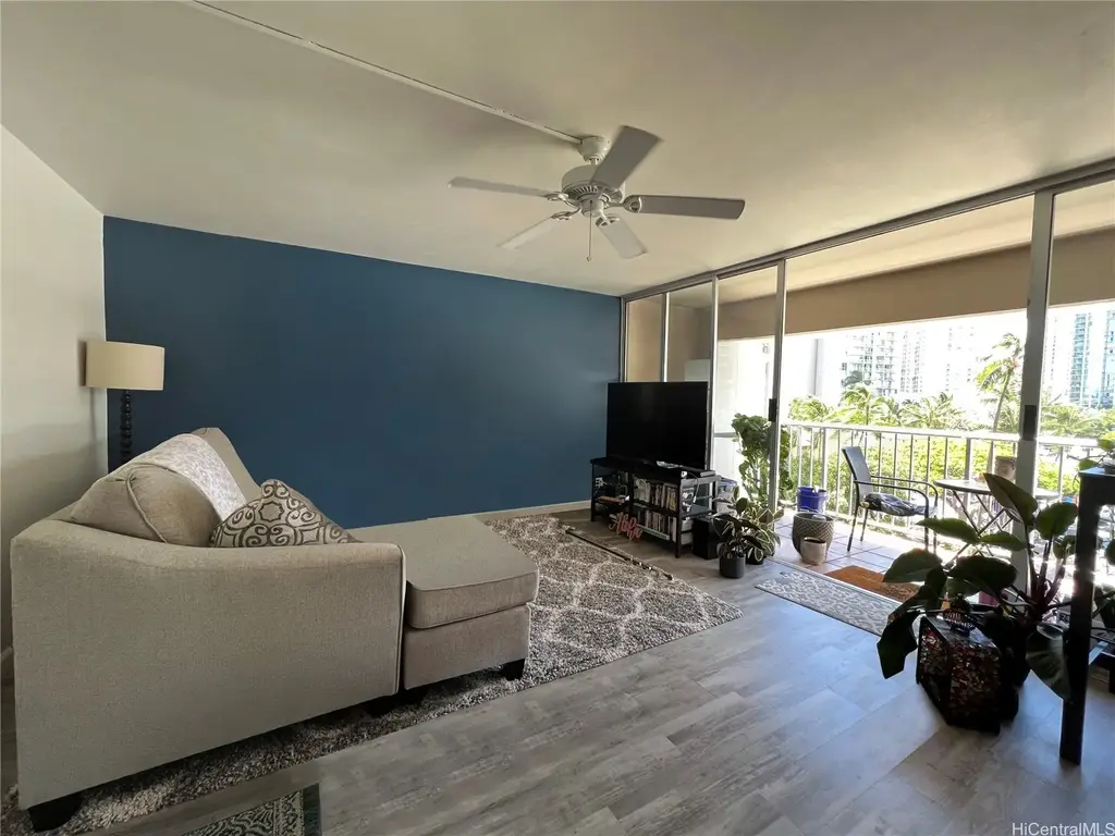 430 Keoniana Street # 112, Honolulu