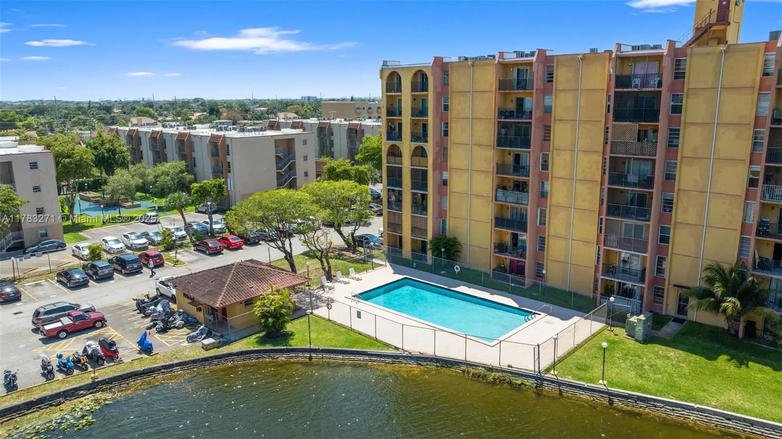 Photo of Listing #A11783271