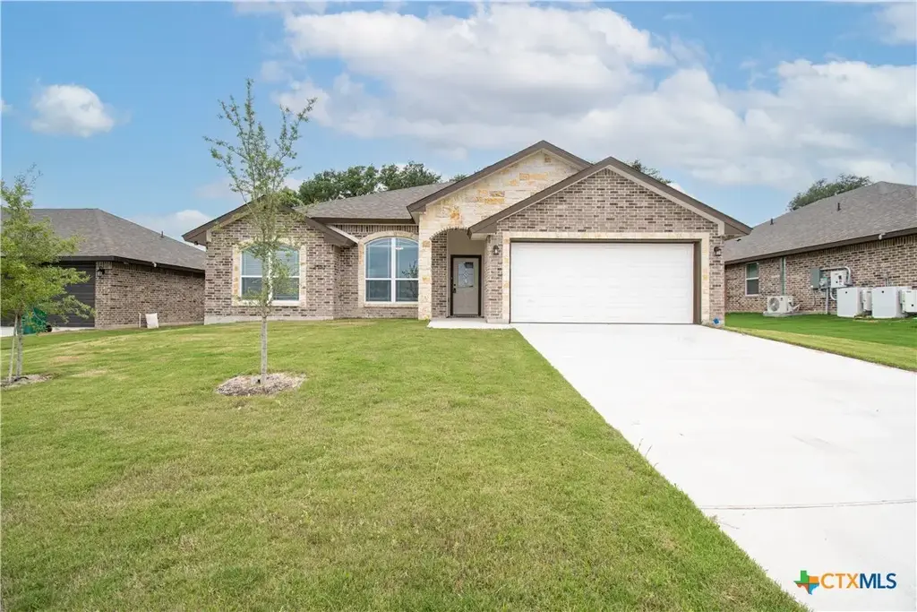 2510 Cowgirl Trail, Belton