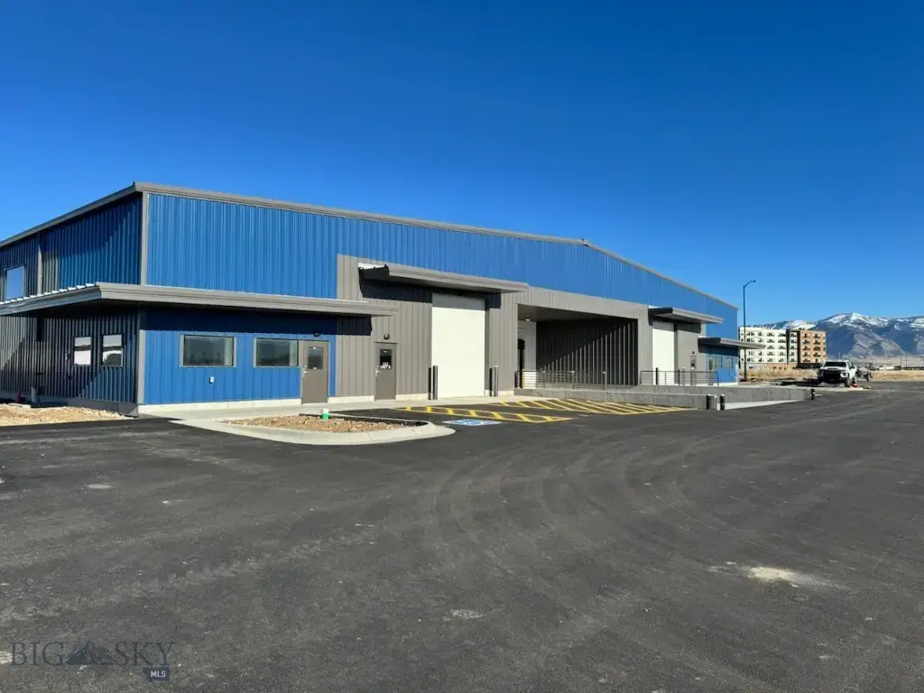 112 Stone River Road A, Belgrade