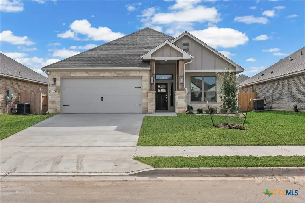 1241 Bending Branch Way, Temple
