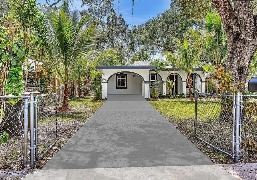 Photo of Listing #A11784065