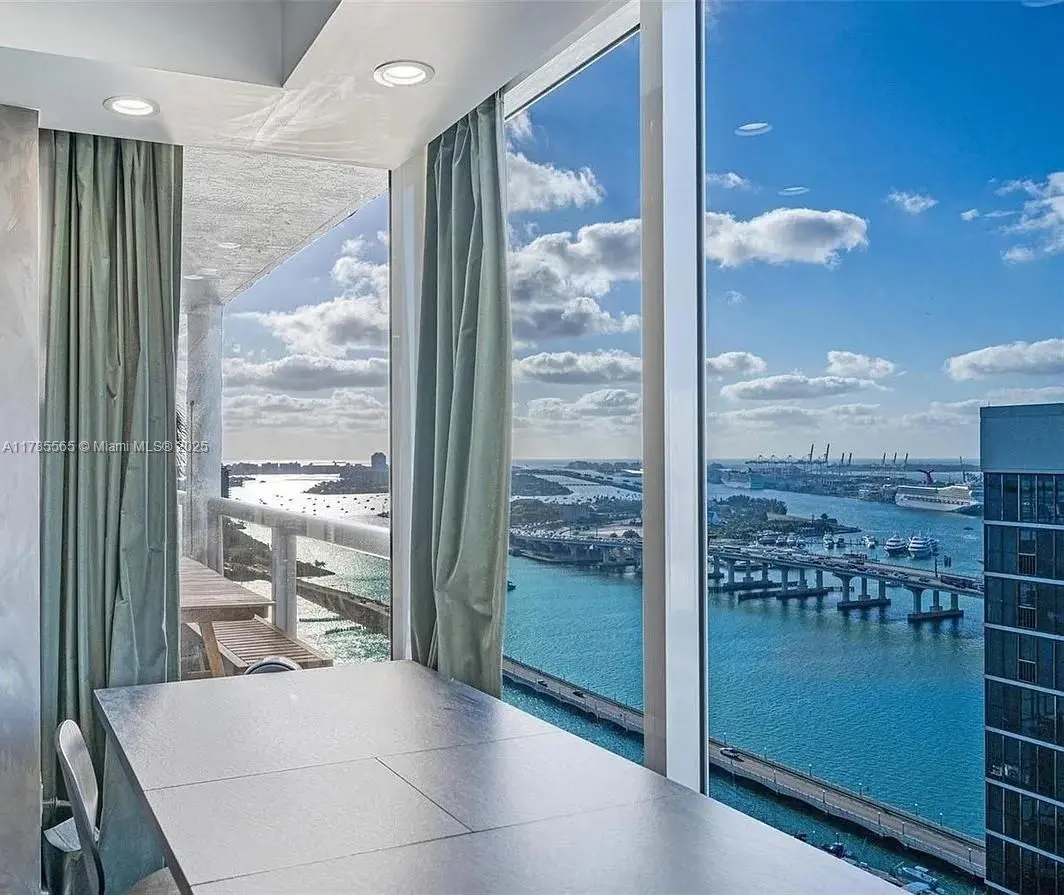 Photo of Listing #A11785565