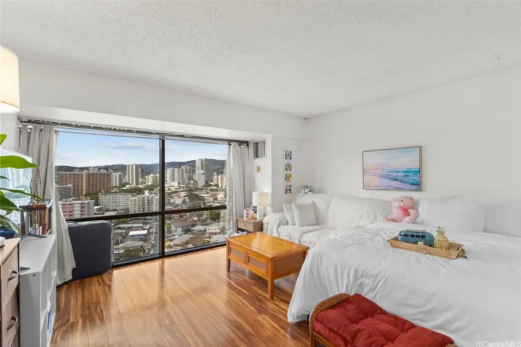 1750 Kalakaua Avenue # 1801, Honolulu