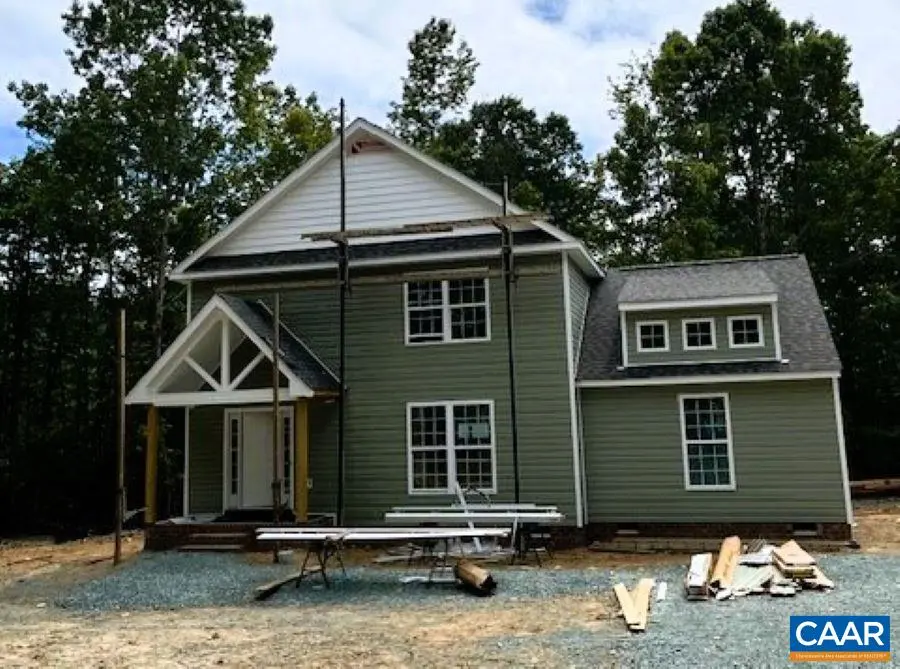 427 Amick Rd Aw3, Louisa