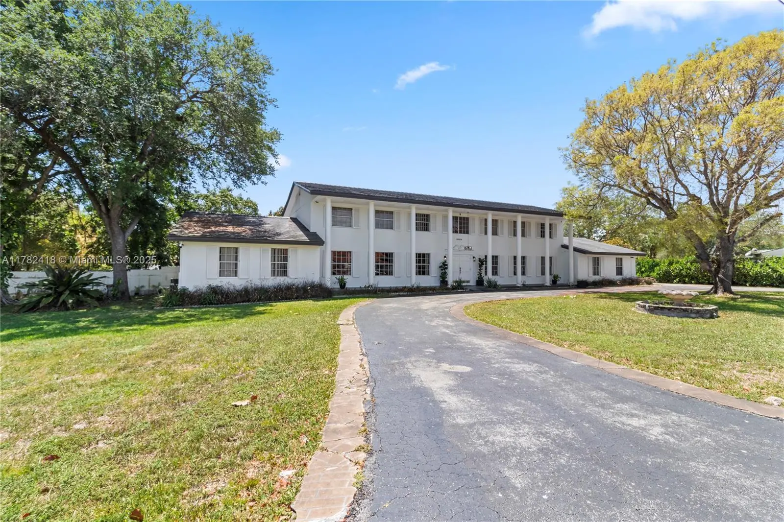 Photo of Listing #A11782418