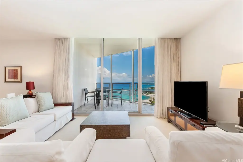 223 Saratoga Road # 3703, Honolulu