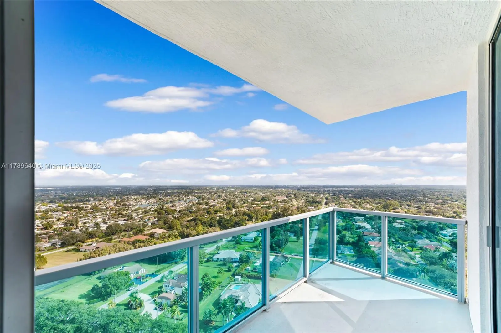 Photo of Listing #A11789640