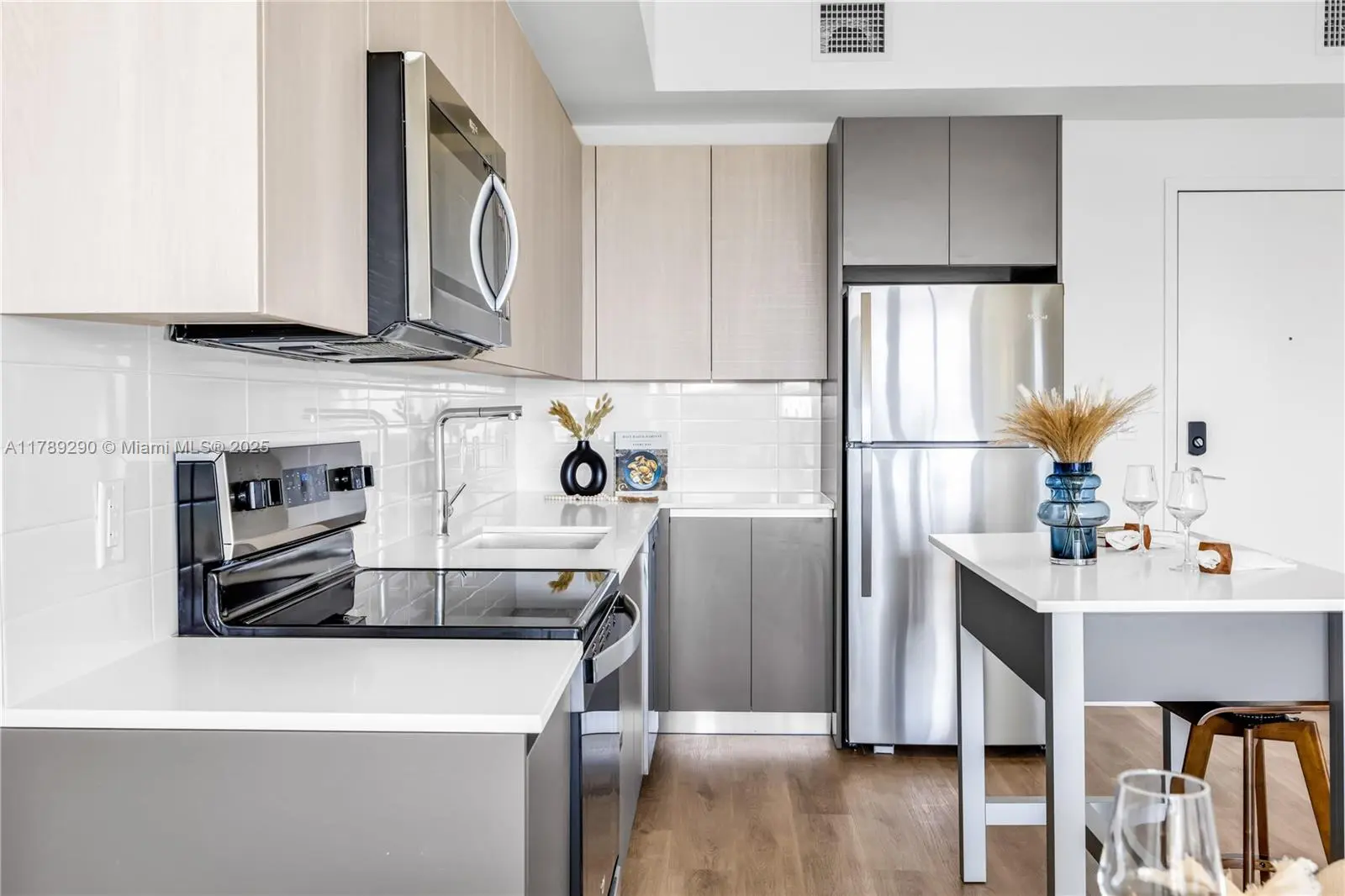 Photo of Listing #A11789290