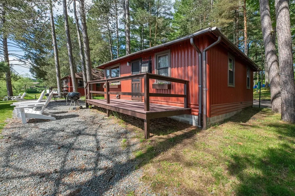 10595 Pine Arbor Dr # 4, Arbor Vitae