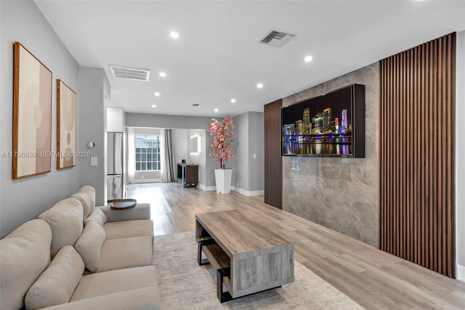 Photo of Listing #A11790830