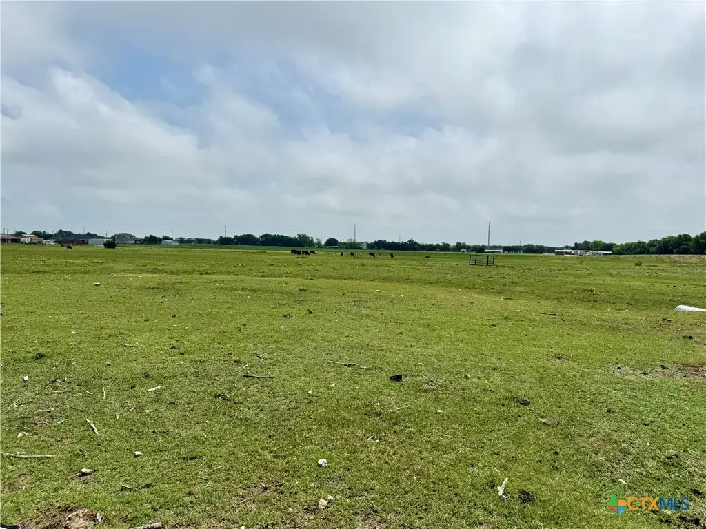 1111 W Hillyard Road, Moody