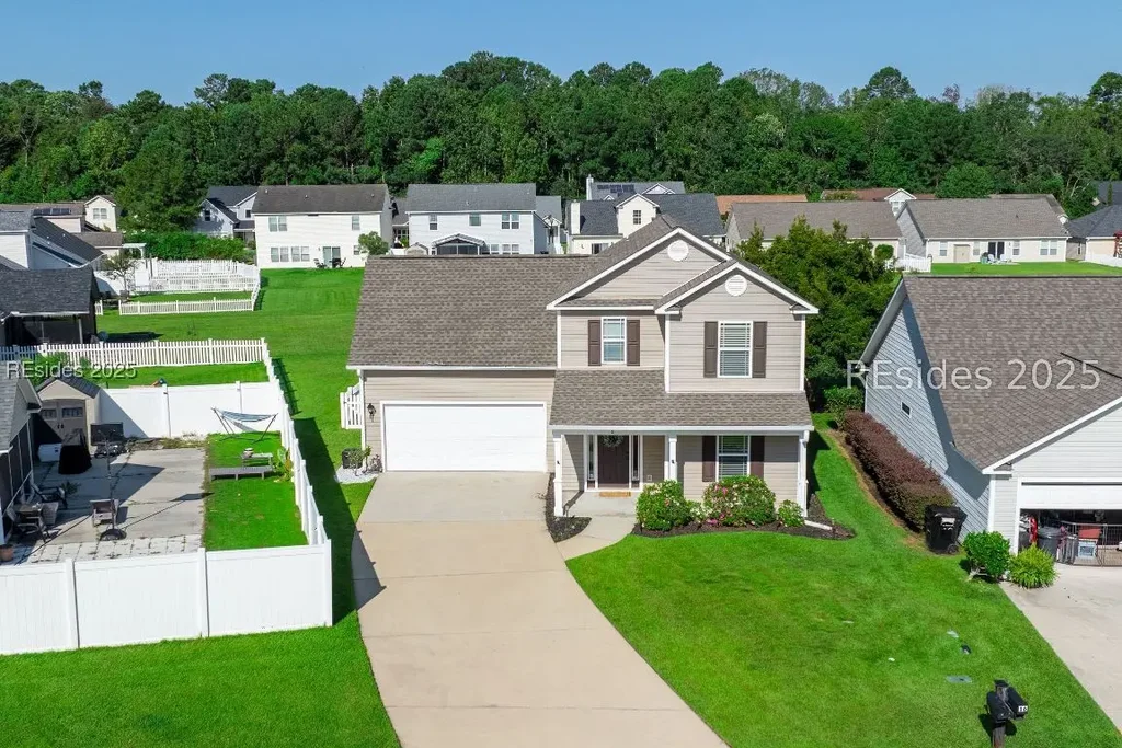 18 Hollowtail Drive, Bluffton