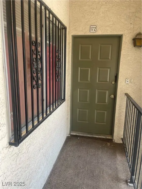 Photo of Listing #2677749