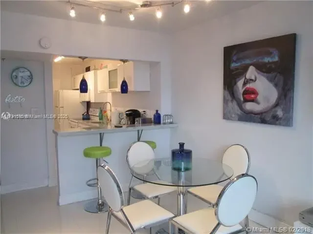 Photo of Listing #A11791590