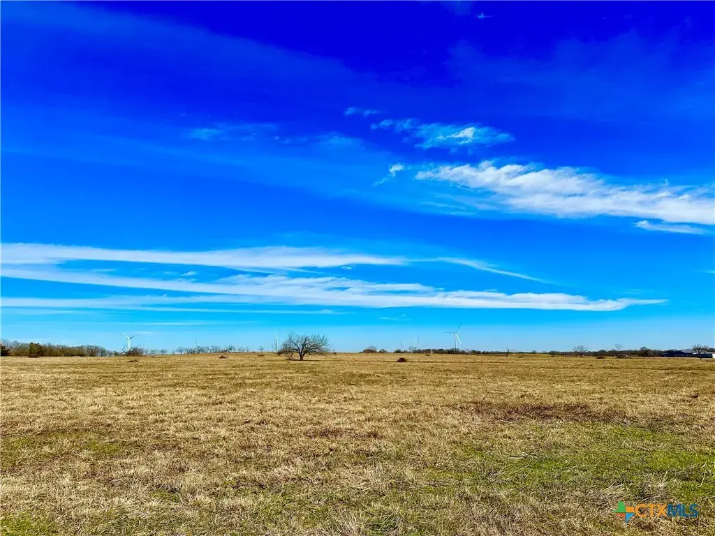 Tract 7 Fm 339, Mount Calm
