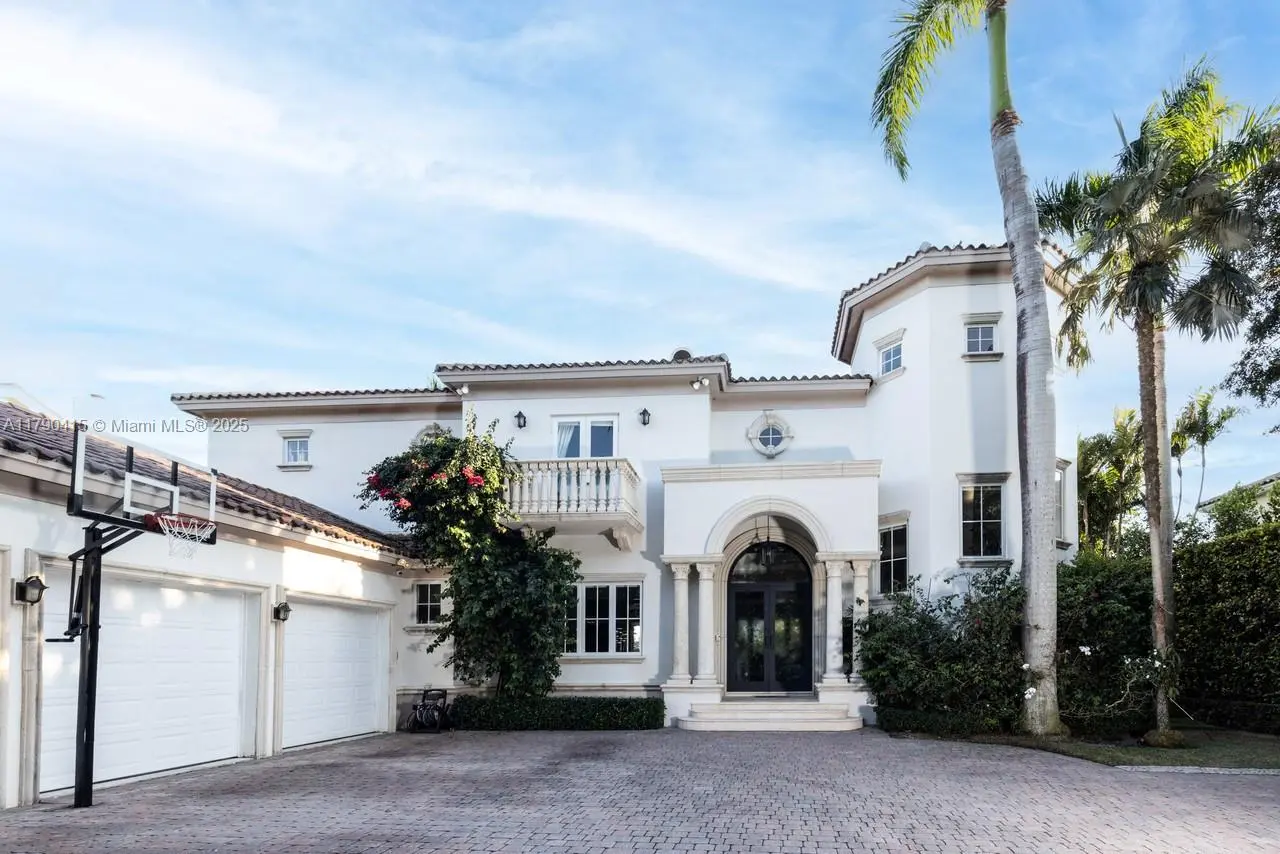 Photo of Listing #A11790415